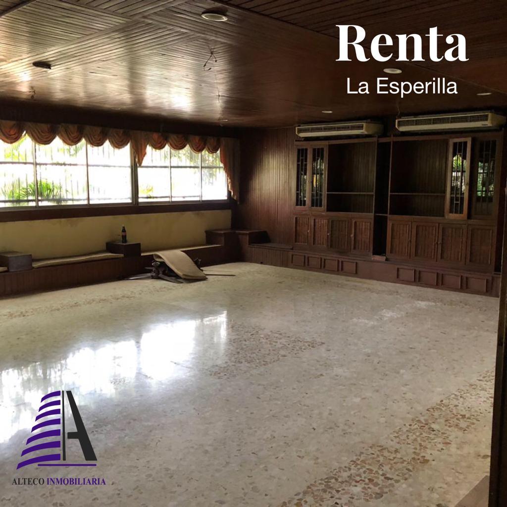 Renta Casa para Adecuar como Local Comercial