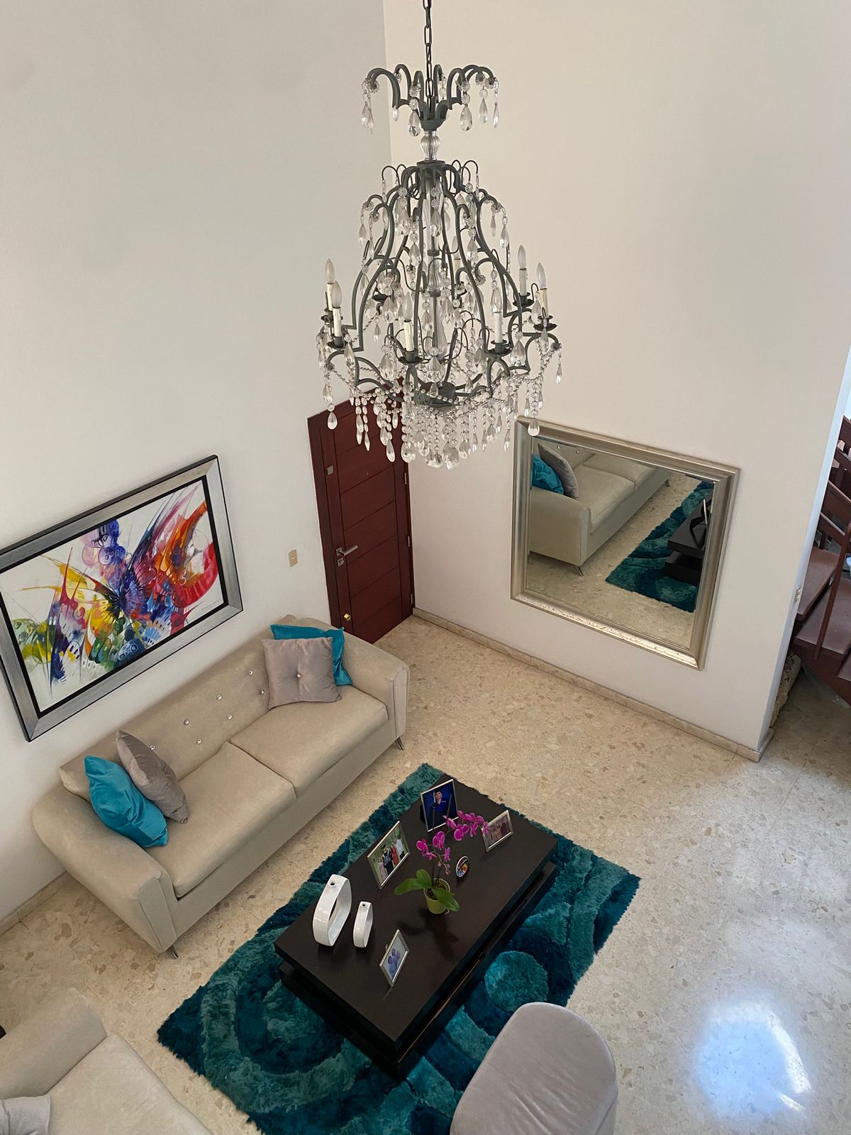 Hermoso apartamento frente al parque Mirador Sur de 2 niveles (3 y 4 nivel)