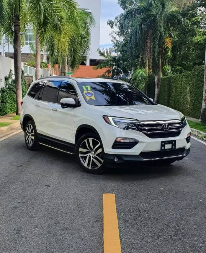 Honda Pilot Touring AWD 2017