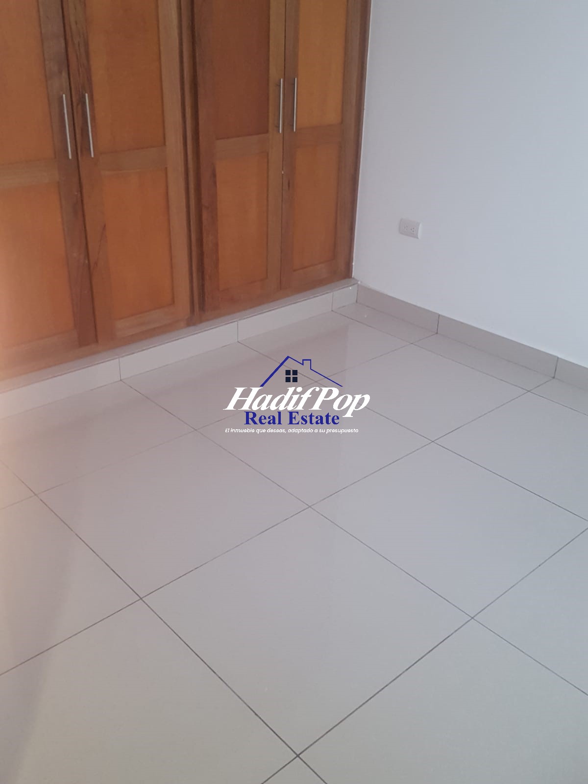 Apartamento en tercer nivel de Renta, For Rent