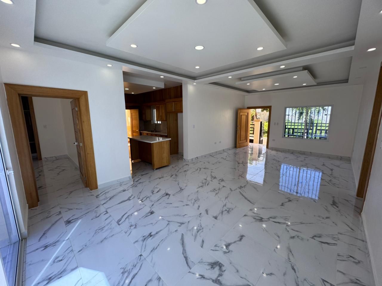 Casa en venta en residencial *Torre alta puerto Plata RD.*